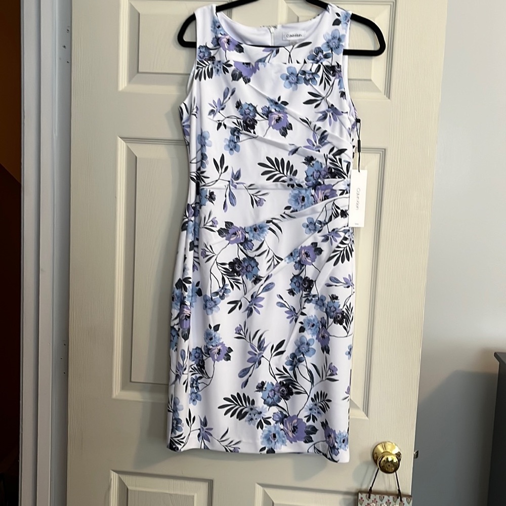 Calvin Klein Beautiful Flowed Dress